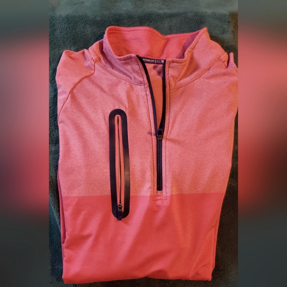 Northern Tide XL soft suble tangerine, 2 tone 1/4 zip long sleeved perf shirt.